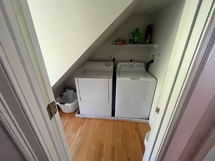 Chatham Cape Cod vacation rental - Laundry