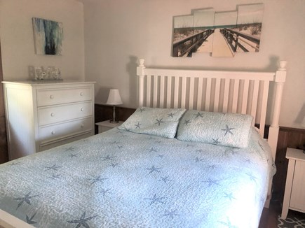 Chatham  Cape Cod vacation rental - Queen bedroom