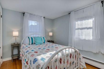 East Orleans Cape Cod vacation rental - Bright and cheery full bed room