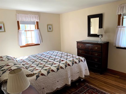 Harwich Port Cape Cod vacation rental - Queen bedroom