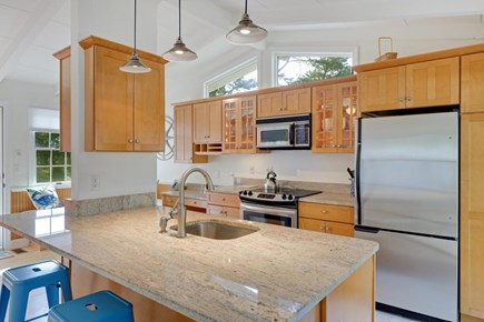 Falmouth Cape Cod vacation rental - Kitchen Island