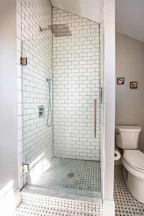 Provincetown, Cod Hollow Cape Cod vacation rental - Walk in shower