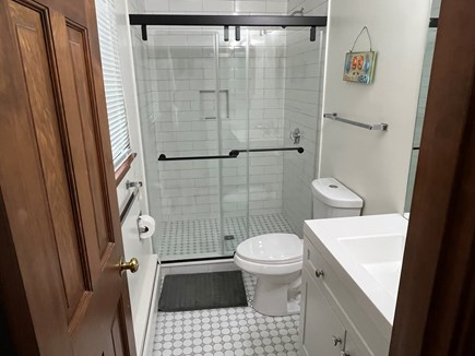 Centerville Cape Cod vacation rental - Bathroom 2