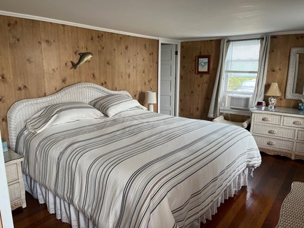 South Chatham Cape Cod vacation rental - Downstairs King Room