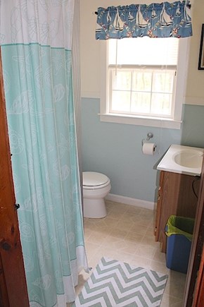 Eastham, Nauset Light - 1195 Cape Cod vacation rental - Bathroom