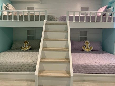 Centerville, Craigville Beach Road Cape Cod vacation rental - Bunk bed dream. 2 queens and 2 twins.