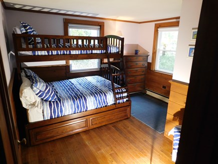 Chatham, Near Cockle Cove Beach Cape Cod vacation rental - Full/Twin Bunk Bedroom