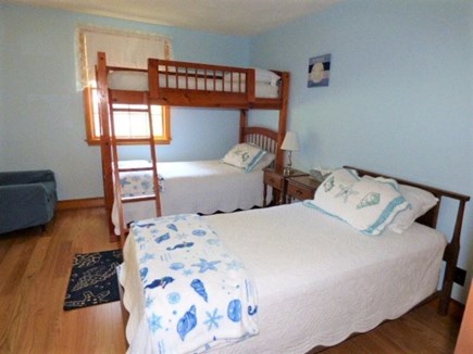 Dennis Cape Cod vacation rental - Bedroom with bunk beds and double bed