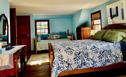 Wellfleet Cape Cod vacation rental - Primary bedroom with queen bed and daybed trundle (2 twins)