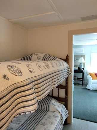 Brewster Cape Cod vacation rental - Sturdy no shake bunk beds