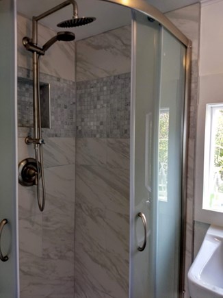 Brewster Cape Cod vacation rental - Small bathroom and shower