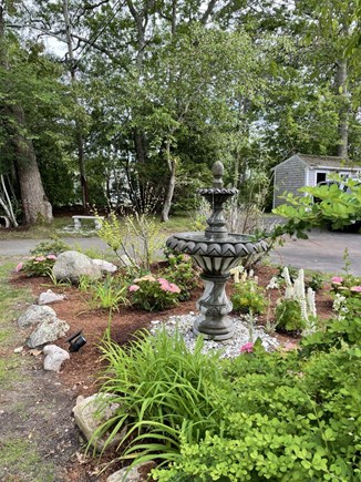 Hyannis Cape Cod vacation rental - Enjoy the fountain