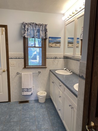 North Falmouth Cape Cod vacation rental - Masterbath