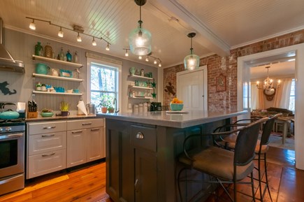 Sandwich Cape Cod vacation rental - Kitchen with island seating