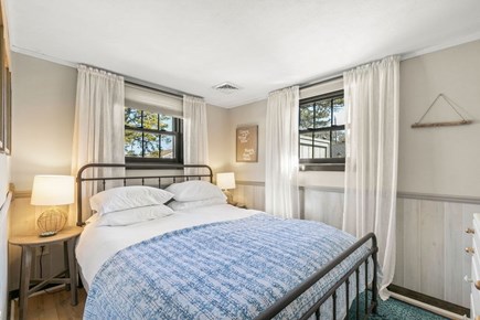 Dennis Port Cape Cod vacation rental - Primary bedroom - queen bed