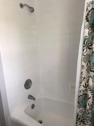 Harwich Cape Cod vacation rental - Both showers are very clean and newly reglazed.