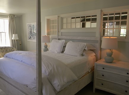 Barnstable, Historic Rte 6A Cape Cod vacation rental - Loft bedroom-Queen bed