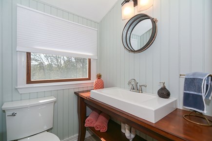 Centerville, Barnstable Cape Cod vacation rental - 1/2 bath up in loft