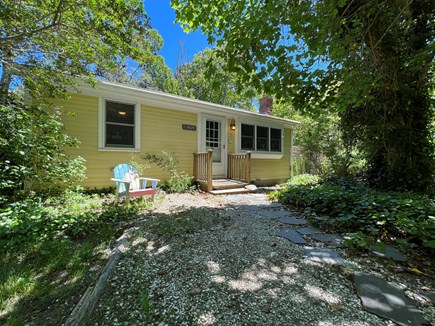 Orleans, Nauset Village Cape Cod vacation rental - Welcome to your sunny slice of Cape Cod Heaven.
