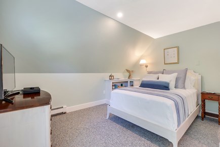 West Dennis Cape Cod vacation rental - Queen Bed Guest Room