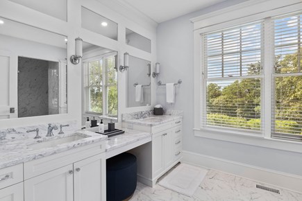 Chatham, Crows Pond and Pleasant Bay Cape Cod vacation rental - Bright and sunny luxury first floor master bathroom
