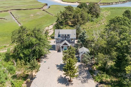 East Sandwich Cape Cod vacation rental - Driveway to house