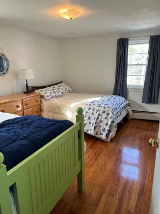 Hyannis Cape Cod vacation rental - TWINS (2)