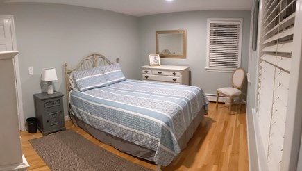 West Hyannis Cape Cod vacation rental - 2nd bedroom w/Queen bed