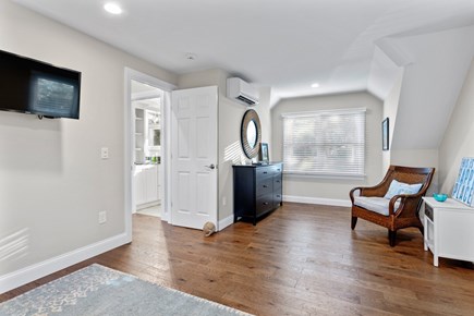 Orleans Cape Cod vacation rental - Sitting area and TV