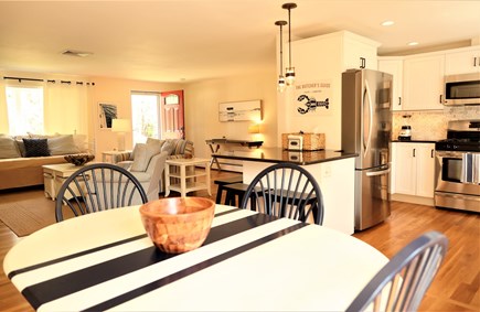 Chatham Cape Cod vacation rental - Living/Dining Room