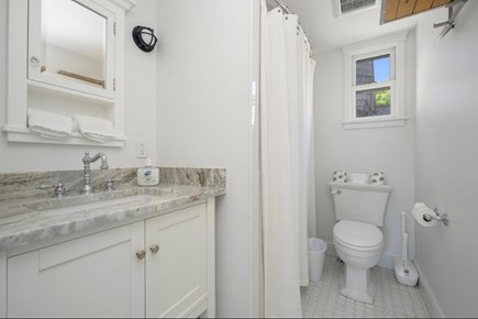 Chatham Cape Cod vacation rental - Carriage House - full bathroom