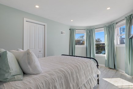 Onset, Broad Cove, Stonebridge MA vacation rental - 2nd floor Master with Queen bed