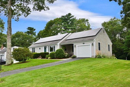 Osterville Woods Cape Cod vacation rental - Front of house