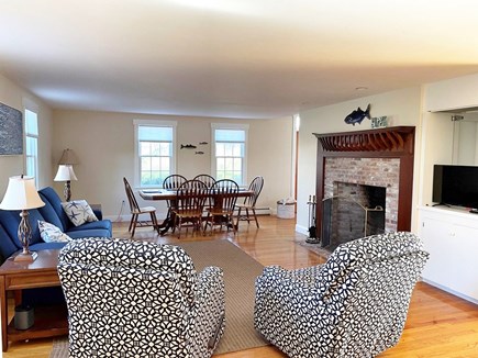 Dennis, Corporation Beach Cape Cod vacation rental - Living room with dining table for six