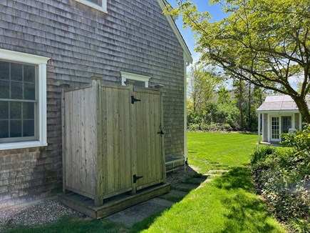 Dennis, Corporation Beach Cape Cod vacation rental - Roomy outdoor shower