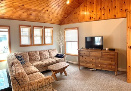 Falmouth, Main + Guest House Cape Cod vacation rental - Guest house studio: sofa and TV area