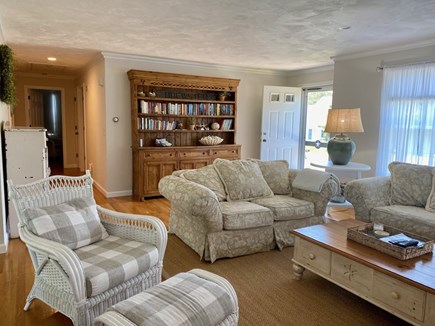 Brewster Flats off Lower Rd- R Cape Cod vacation rental - Relaxing Spacious Living area