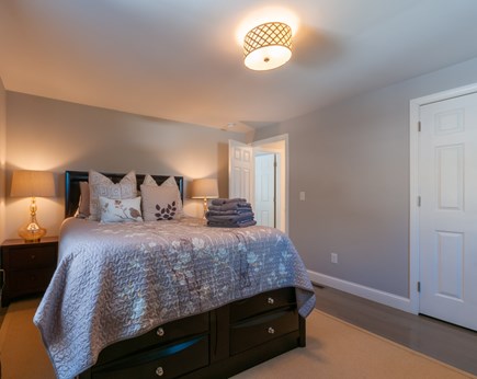 Centerville Cape Cod vacation rental - Bedroom with Queen on first floor