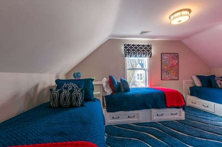 Centerville Cape Cod vacation rental - Bedroom with 3 Twins on 2nd floor
