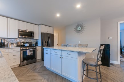Centerville Cape Cod vacation rental - Kitchen Island with Seating