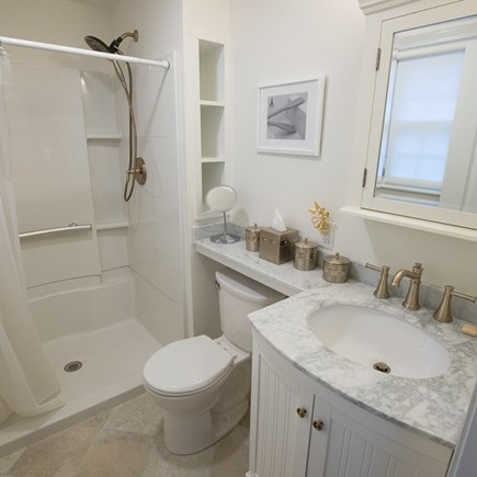 Brewster Cape Cod vacation rental - Primary bathroom