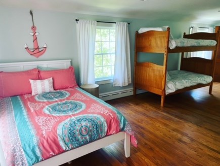 Sandwich Downs Cape Cod vacation rental - 2nd floor full bed with bunk beds