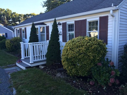 West Hyannisport, The Avenues Cape Cod vacation rental - Front of home