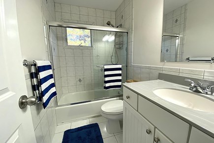 Hyannis Cape Cod vacation rental - Third Floor Bathroom