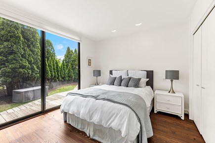 Chatham Cape Cod vacation rental - Downstairs Queen