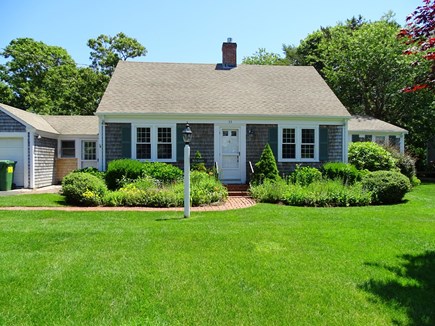 West Harwich Cape Cod vacation rental - Cape style home – walk 4 minutes to Pleasant Street beach