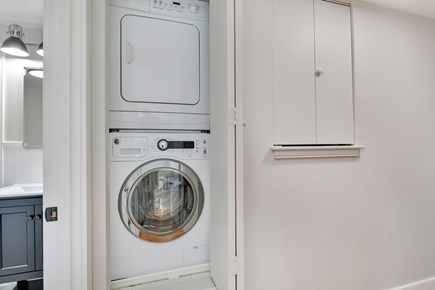Provincetown, Historic District - Provinceto Cape Cod vacation rental - Stackable washer and dryer