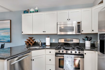 Provincetown, Historic District - Provinceto Cape Cod vacation rental - Fully stocked kitchen with dishwasher