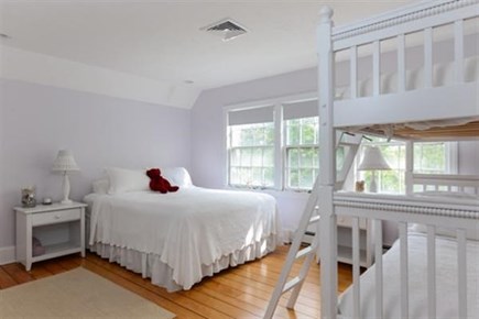 Centerville Cape Cod vacation rental - Bunk Bedroom