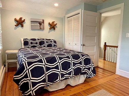 Centerville Cape Cod vacation rental - Queen bedroom